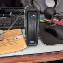 CM8200 Arris Modem 