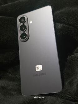 Samsung Galaxy S26 12GB/256GB UNLOCKED 
Black