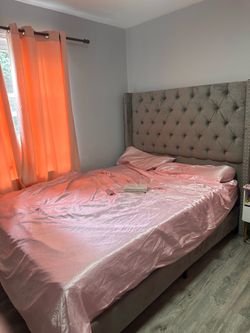 61.4” Queen Bed frame