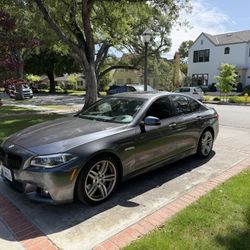 2016 BMW 535 — M Sports Package — Clean Tittle — All Records 