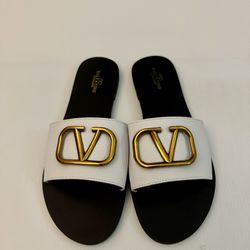 Valentino Sandals Size 7