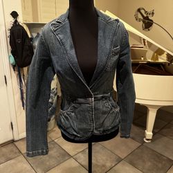 Size M Jeans Jacket 