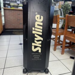 Skyline Case And Lights And Mirage Frame