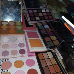 Pallette Lot
