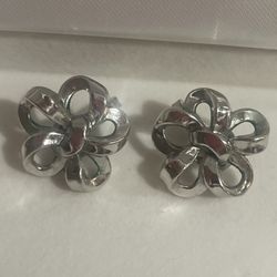 Classic signed vintage Crown Trafari silver tone clip on bow earrings 