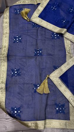 Beautiful Handmade Blue & Gold Table Runner& Set Of 4 Placemats/Table Decor with Intricate Details.