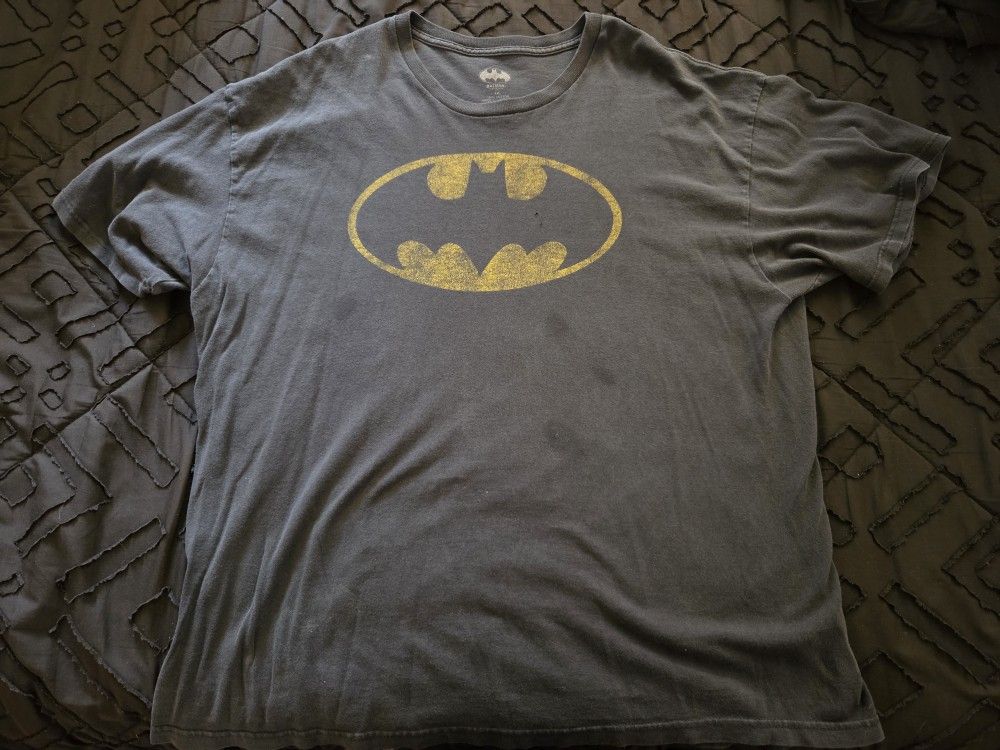 DC Comics Men's Batman TV Series Distressed Logo T-Shirt Black XXL