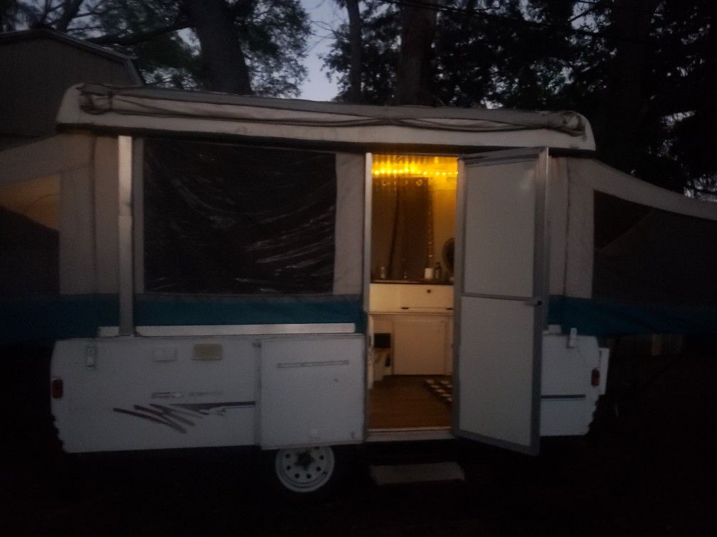 Coleman Pop Up Camper for Sale in Clearwater, FL OfferUp