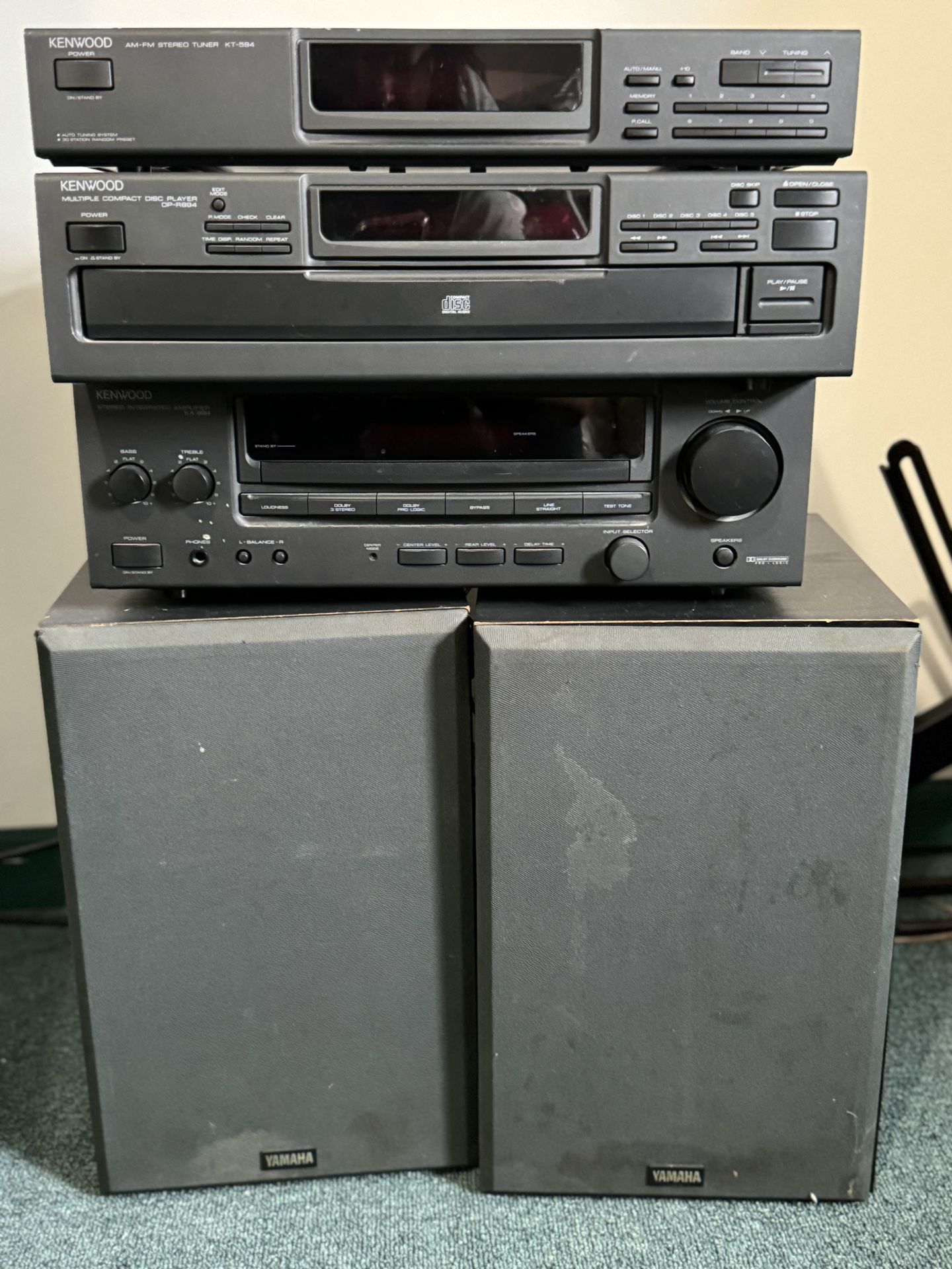 KENWOOD Stereo with CD Player