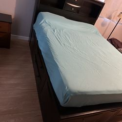 Queen Size Wood Bed Frame With Storage Drawers