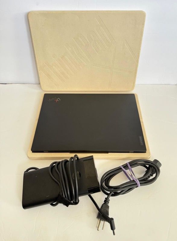 Lenovo ThinkPad X1 14" i7 1365U Touch ~ 32 GB RAM 2TB SSD