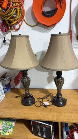 2 lamps brown