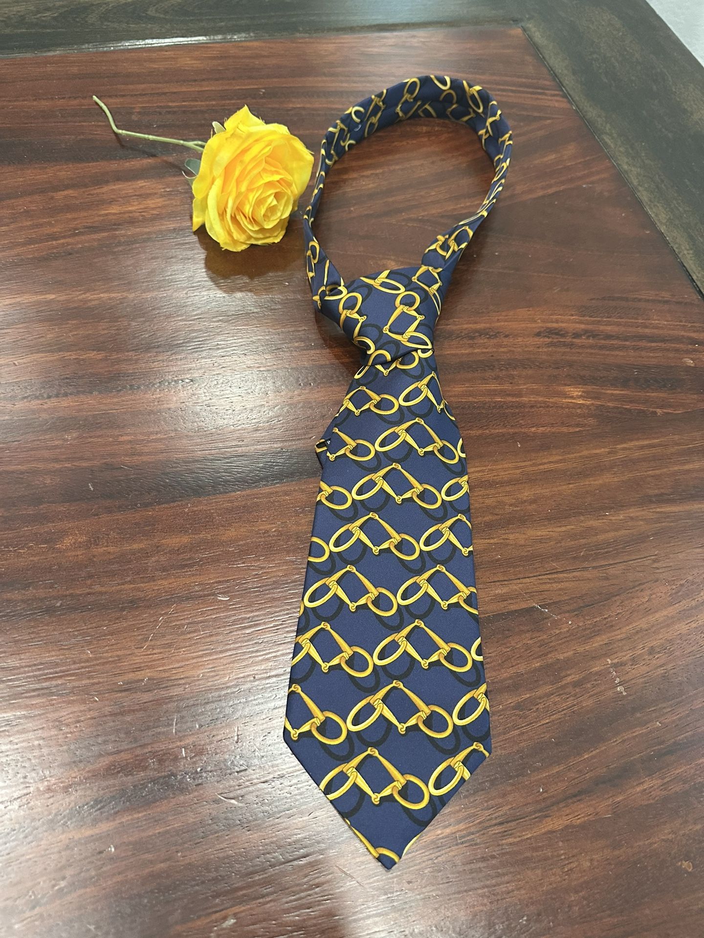 Mens Gucci Vintage Gold Pure Silk Neck Tie Made in Italy