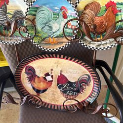Plate Rack With 4 Rooster Plates