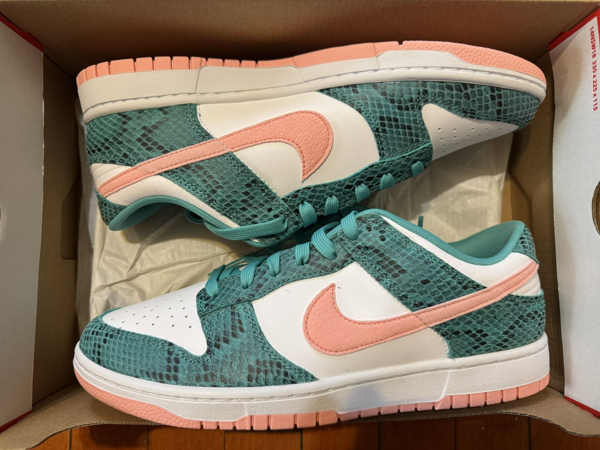 Nike Dunk Low Teal Snakeskin size 10 New