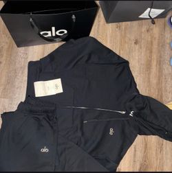 Alo sets