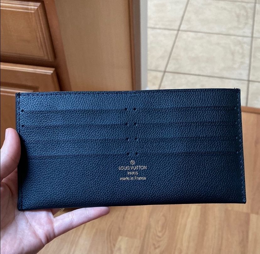 Authentic Louis Vuitton Card Holder/ Wallet