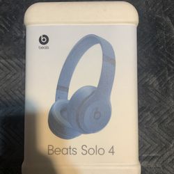 Beats Solo 4