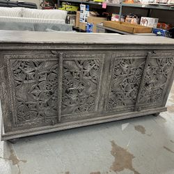 Aktin 71” Mango Solid Wood Sideboard 