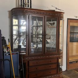 Antique China Cabinet / Curio Cabinet / Book Shelf 