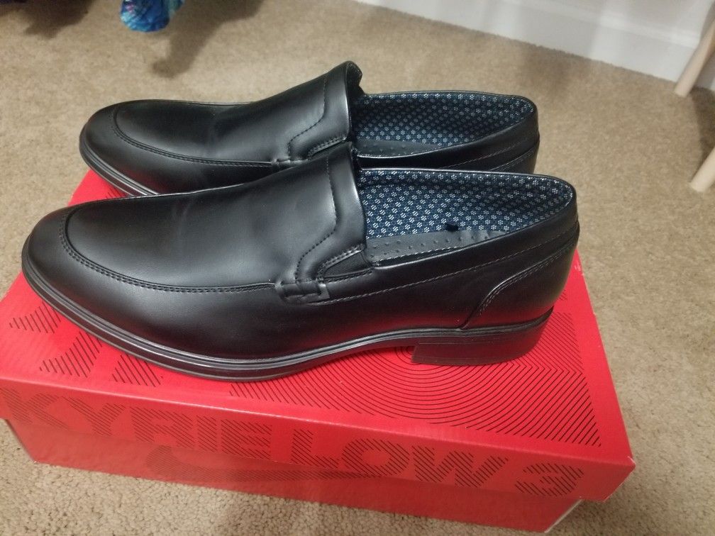 Barely Worn Perry Ellis Mens Dress Shoes
