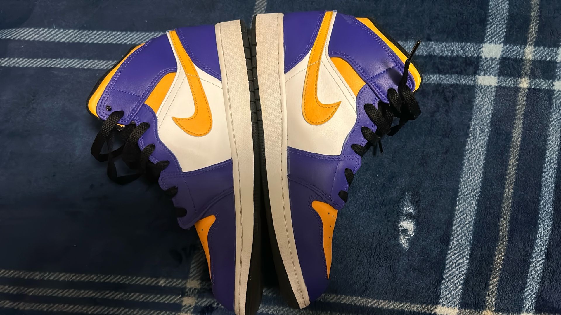 Air Jordan 1 Mid (GS)