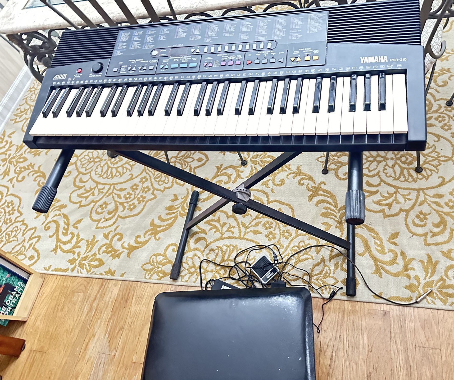 Yamaha PSR 210 electric keyboard for Sale in Atlanta, GA - OfferUp