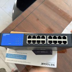 SE3016 Linksys 16-Ports RJ-45 Gigabit Ethernet Switch