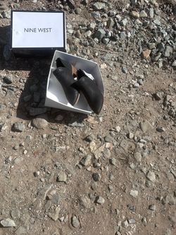 Two pairs of heels size 7