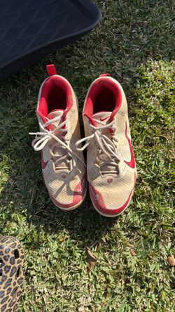 Nike men’s Cleats Size 9