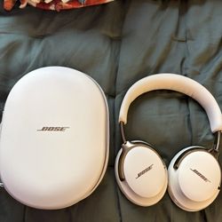 Bose QC ultra 2nd gen Headphones 