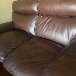Sofá Leather Full Size Almos New  
