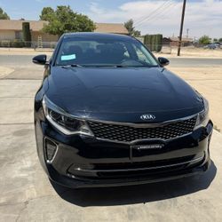 2018 KIA Optima