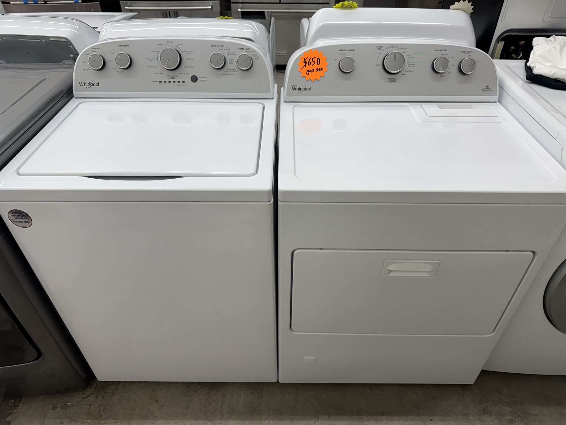 Whirlpool Washer And Gas Dryer Set
