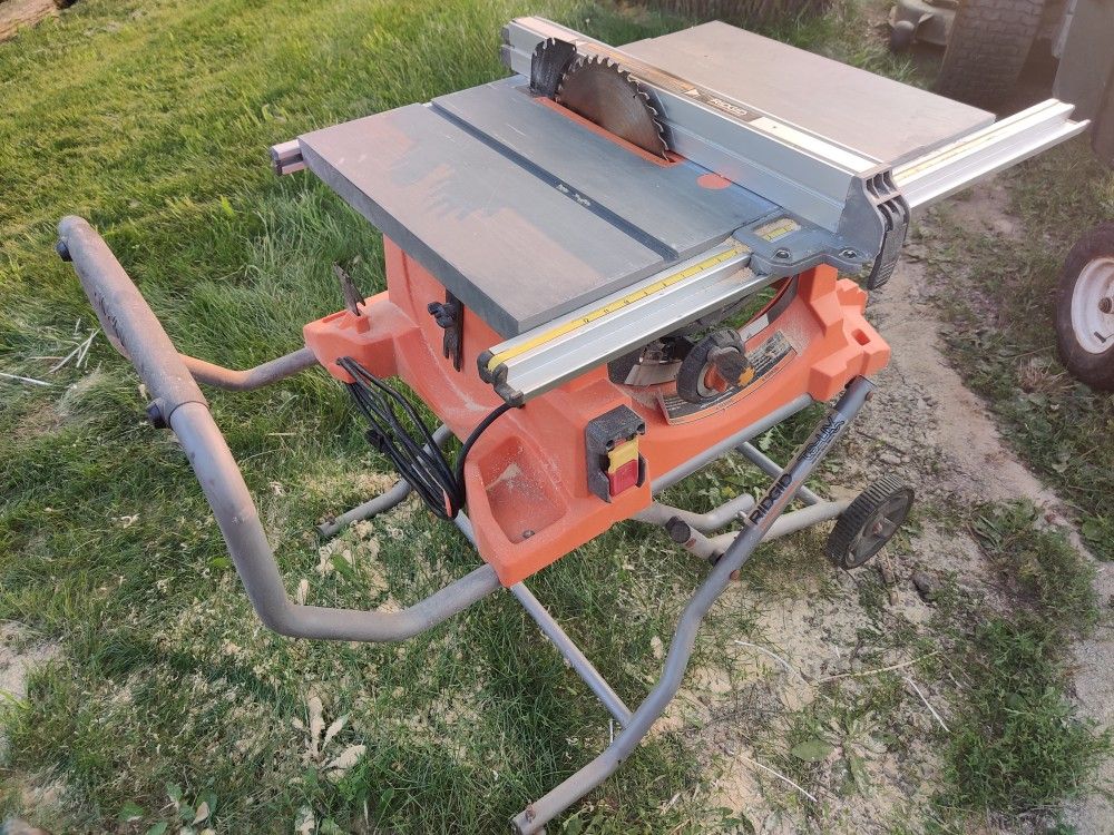 Ridgid R 4513 Portable Saw With Stand 10inch