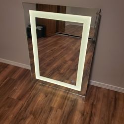 Viio Vezzo Smart Mirror