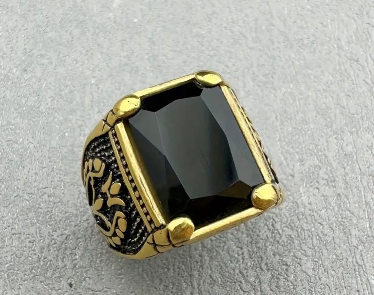 black Greppn Vintage-Inspired Golden Stainless Steel 18 k gold plated with Large Rhinestone Size 11,12