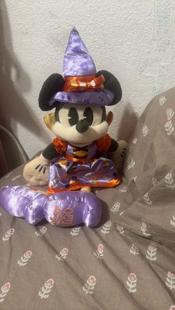 Halloween Minnie