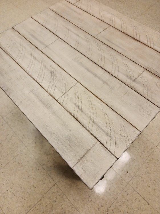 Excellent End Table