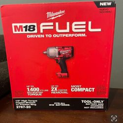 Milwaukee New 1/2” High Torque Impact Wrench 