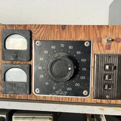 Variable Autotransformer / Variac – Vintage 0–140V Bench Power