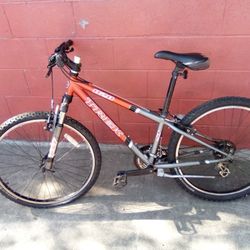 Trek Mountain 820 Bike Orange