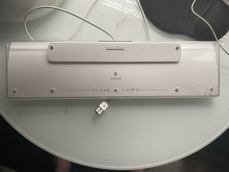 Apple Speaker And Keyboard For Desktop 