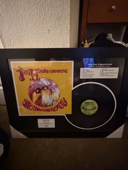 Jimmi Hendrix vinyl in case