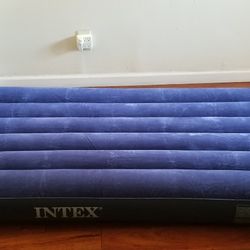 Intex Airbag Like New 