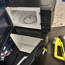 Mini Fridge And Microwave 