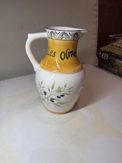 80 Oz Pitcher Les Olives by Sakura