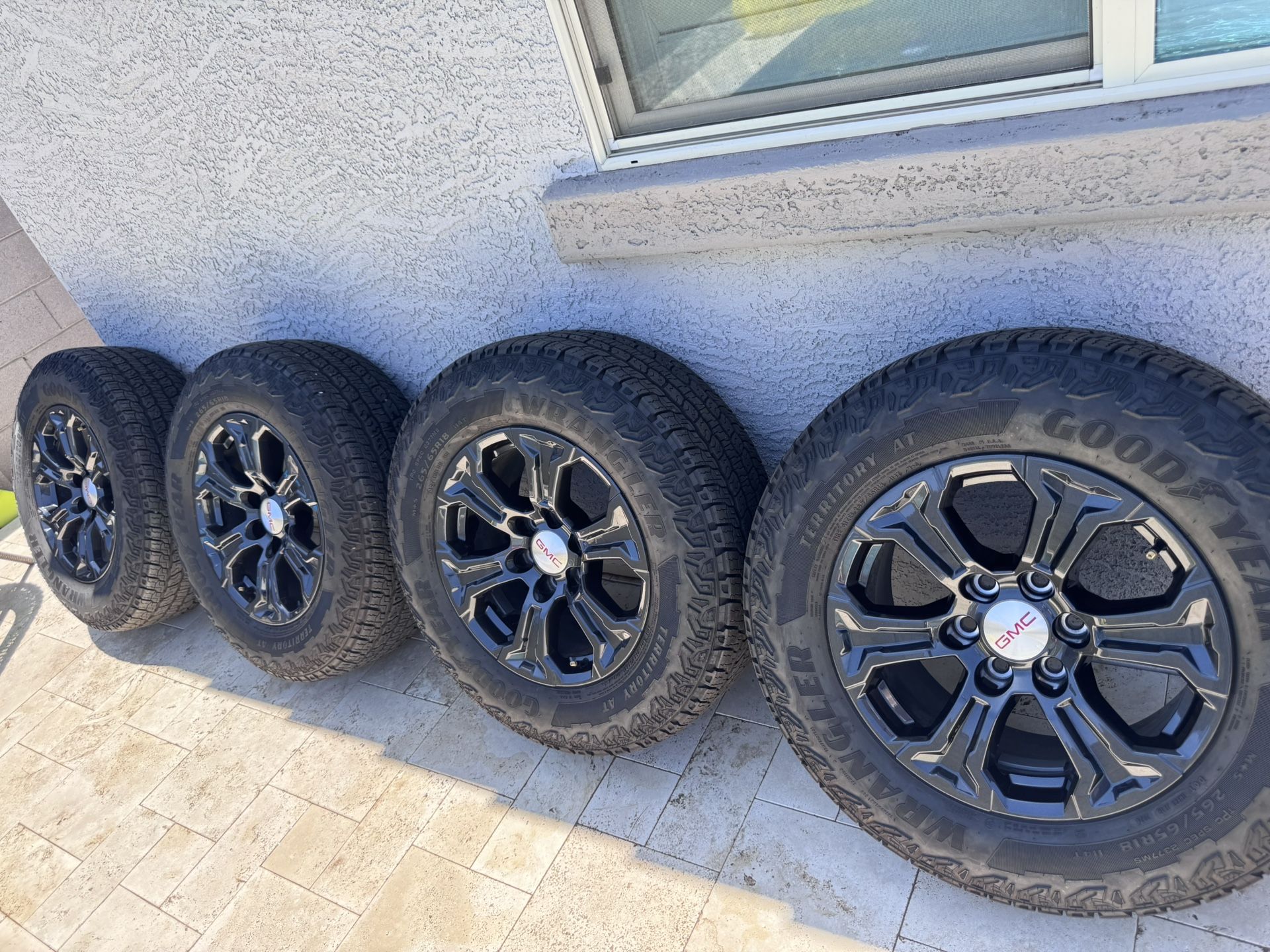 2024 GMC Canyon Wheels And Tires