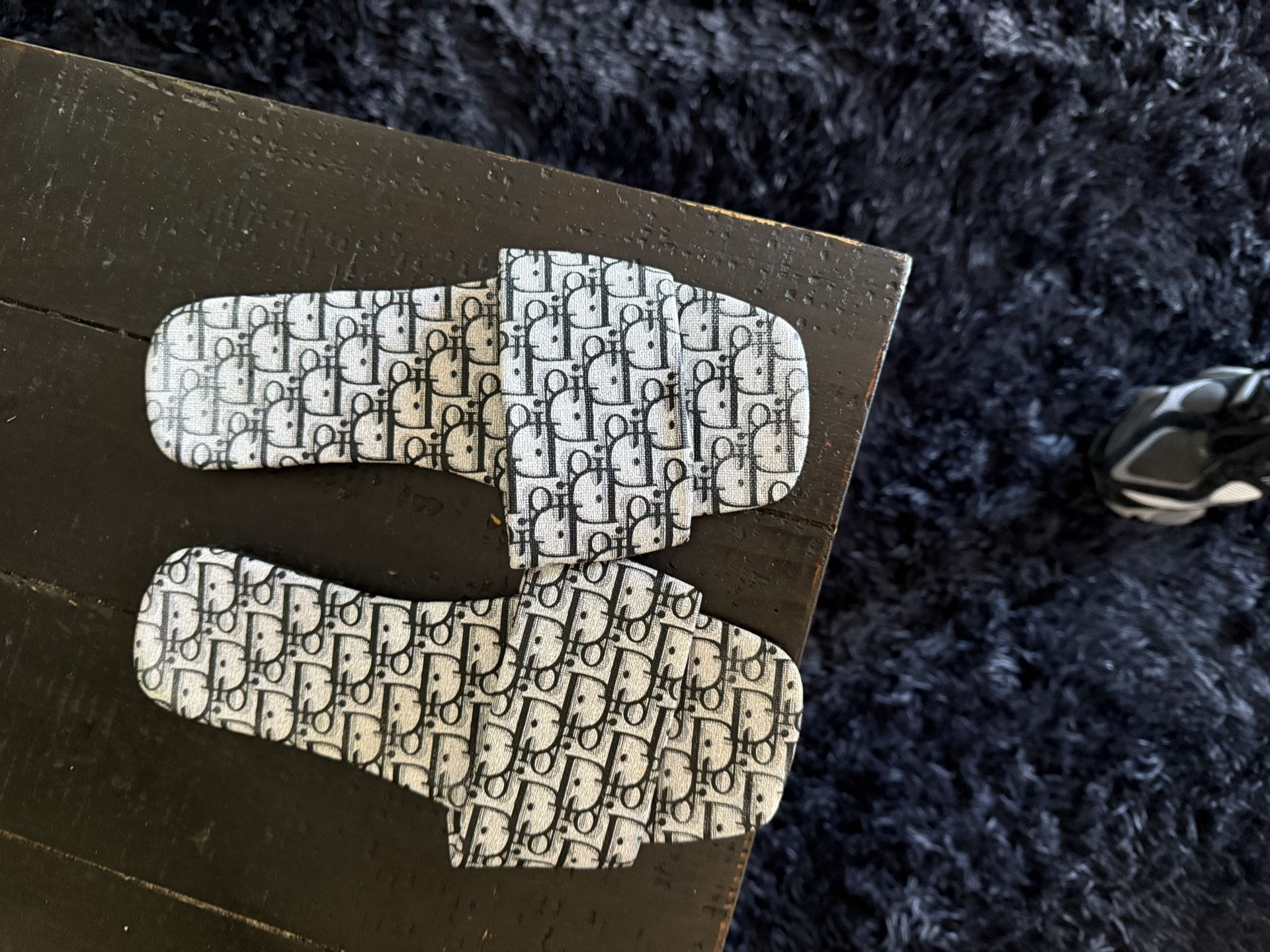 Women sandals