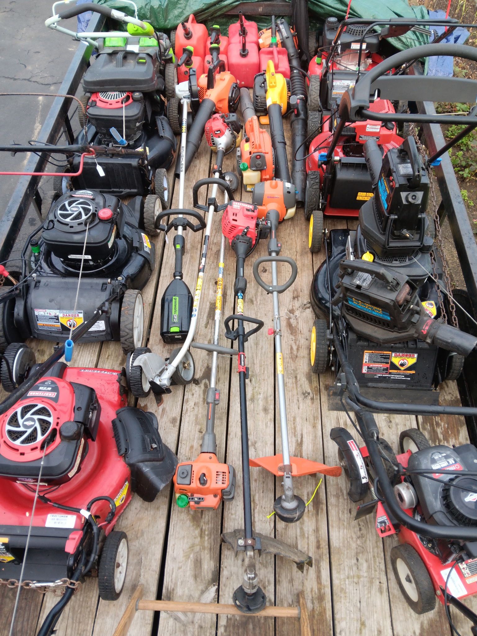 Lawn Mowers and Lawn & Garden Equipment Sale